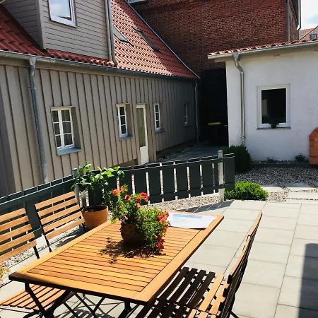 B Im Antika Διαμέρισμα